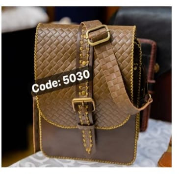 شنطه رجالى كروس